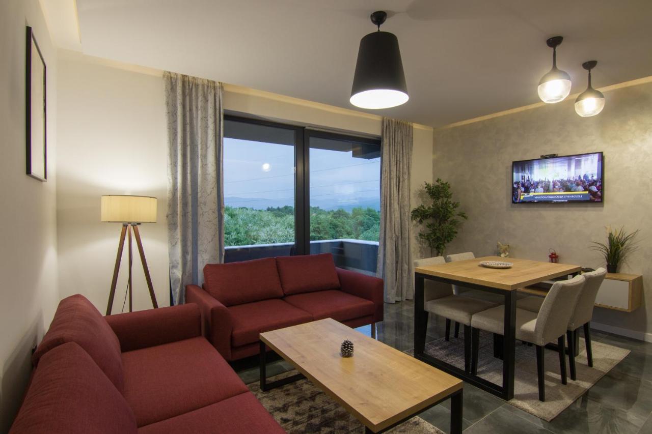 Deluxe Feliciano Apartments Високо Экстерьер фото