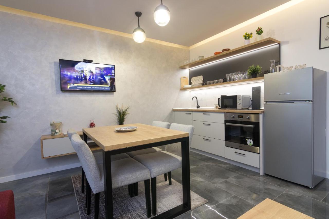 Deluxe Feliciano Apartments Високо Экстерьер фото