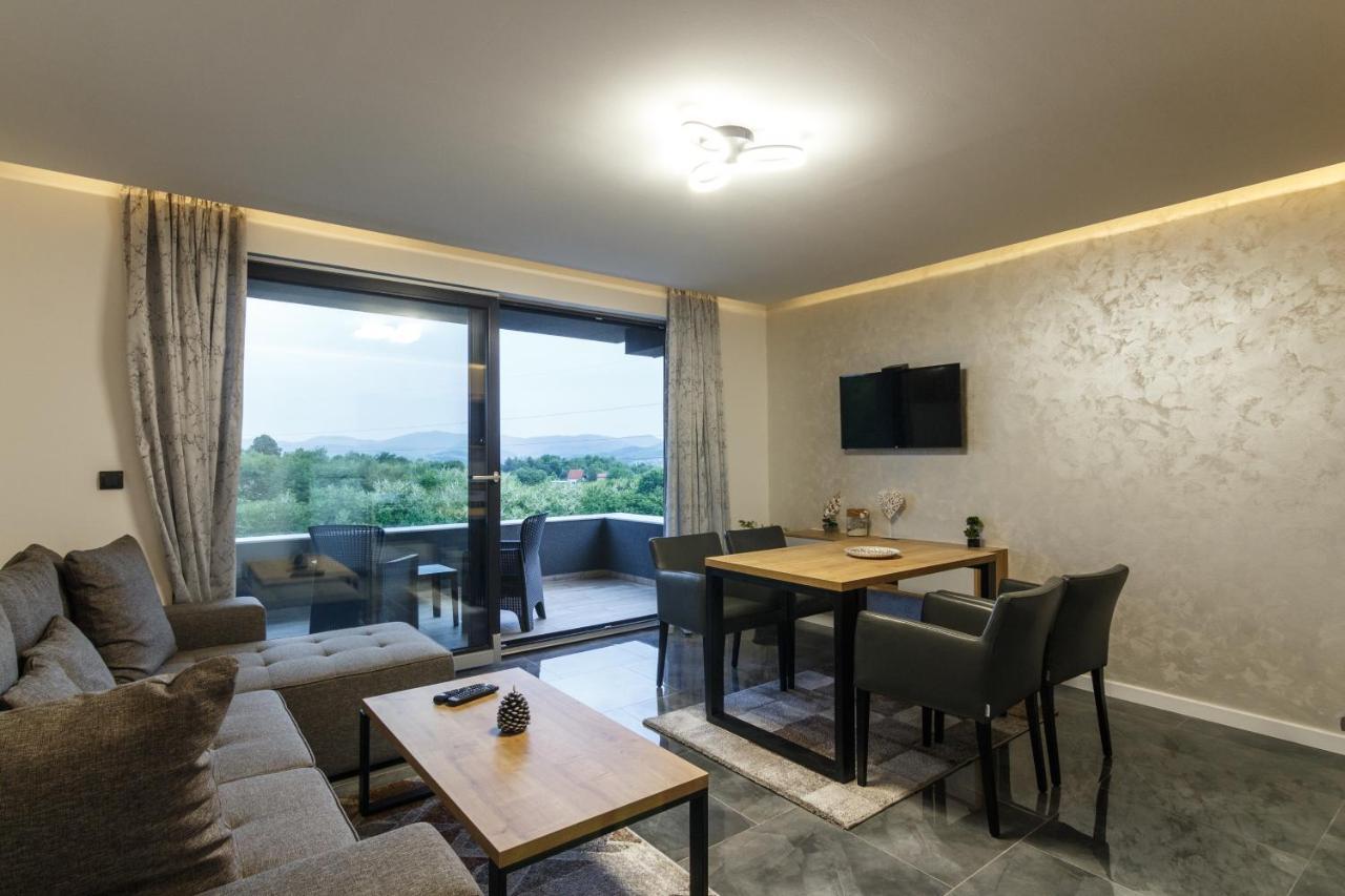 Deluxe Feliciano Apartments Високо Экстерьер фото